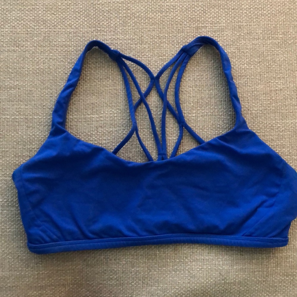 Lululemon sports bra